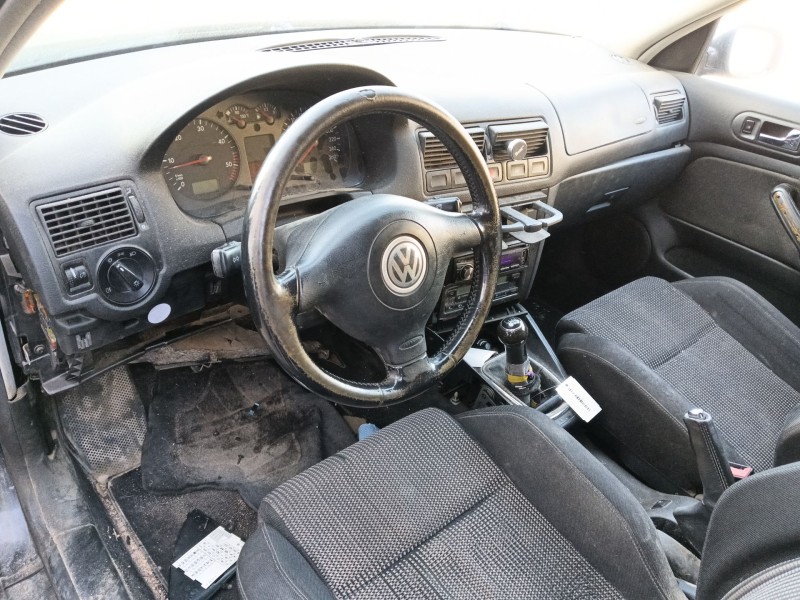 volkswagen golf iv (1j1) del año 2003