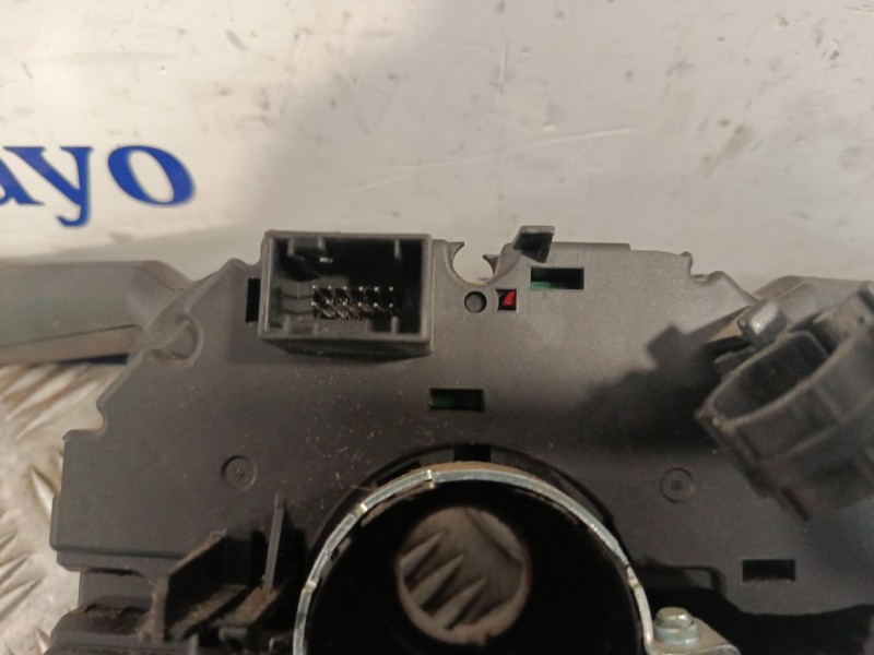 Recambio de mando multifuncion para fiat fiorino electrica micro vett referencia OEM IAM 86261000  