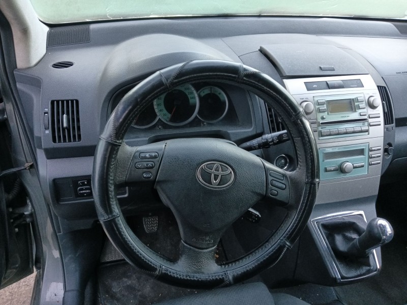 toyota corolla verso (zer_, zze12_, r1_) del año 2006
