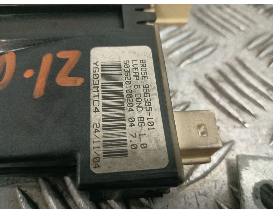 Recambio de elevalunas delantero izquierdo para citroën c4 i (lc_) 1.6 hdi referencia OEM IAM 996385101 503620100204 