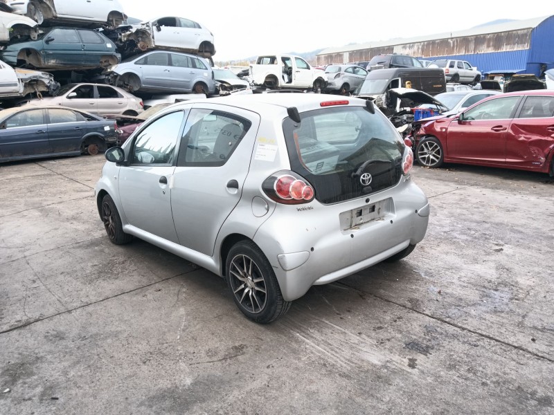 toyota aygo (_b1_) del año 2010