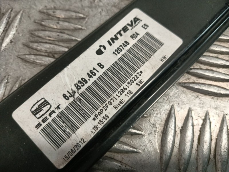 Recambio de elevalunas trasero izquierdo para seat ibiza iv (6j5, 6p1) 1.4 referencia OEM IAM 120635C 6J4839461B 