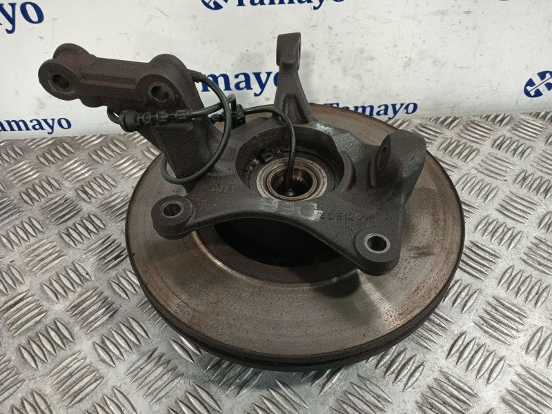 Recambio de mangueta delantera derecha para dacia duster (hs_) 1.5 dci referencia OEM IAM   