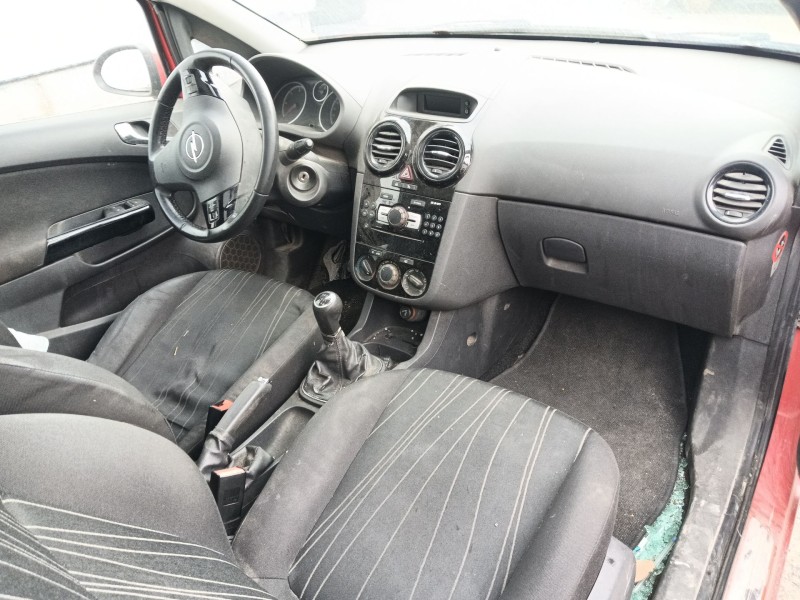 opel corsa d (s07) del año 2010
