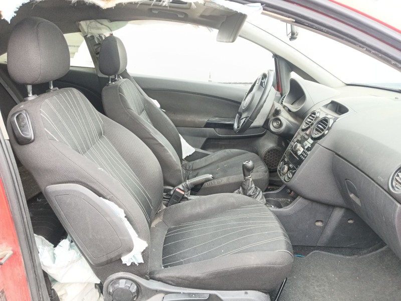 opel corsa d (s07) del año 2010