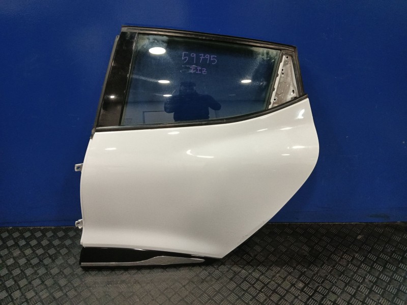 Recambio de puerta trasera izquierda para renault clio iv (bh_) 1.5 dci 75 referencia OEM IAM 821016892R  