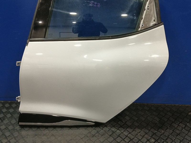 Recambio de puerta trasera izquierda para renault clio iv (bh_) 1.5 dci 75 referencia OEM IAM 821016892R  