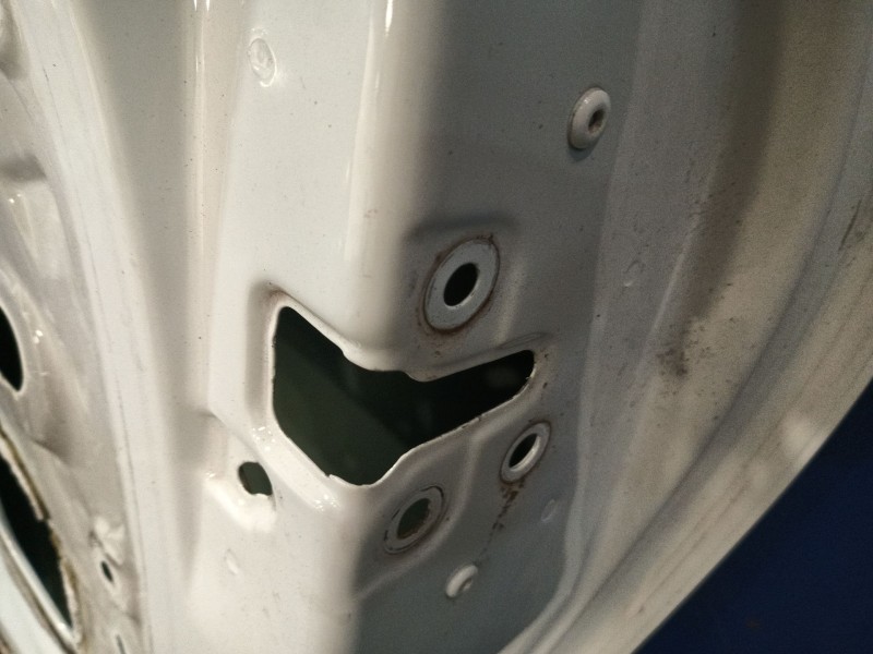 Recambio de puerta trasera derecha para renault clio iv (bh_) 1.5 dci 75 referencia OEM IAM 821008626R  