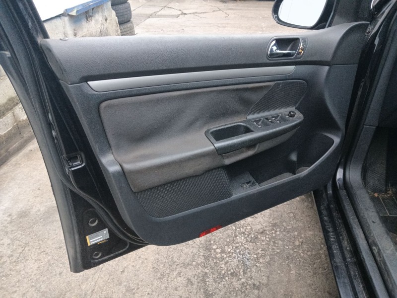 volkswagen golf v (1k1) del año 2004