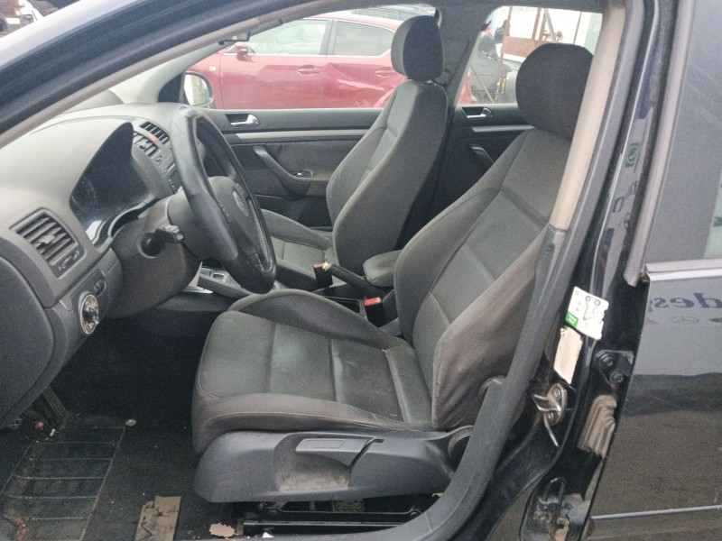 volkswagen golf v (1k1) del año 2004