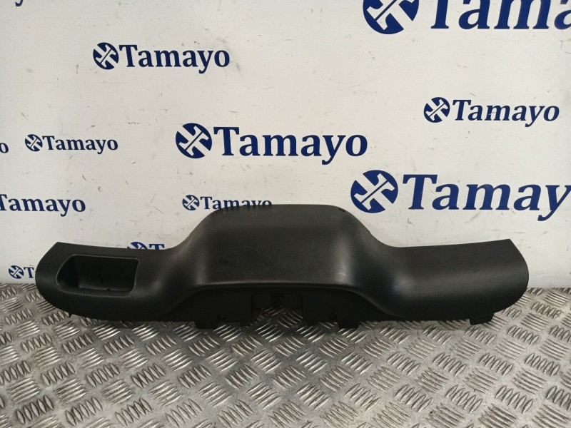 Recambio de plasticos interior porton para ford kuga i 2.0 tdci referencia OEM IAM 8V41S404C52A  