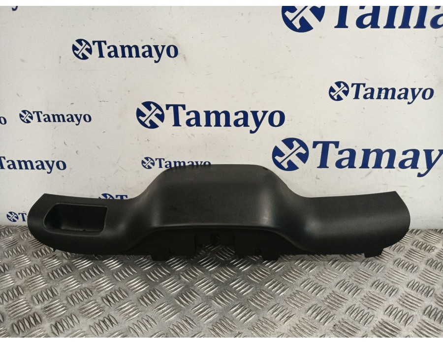 Recambio de plasticos interior porton para ford kuga i 2.0 tdci referencia OEM IAM 8V41S404C52A  