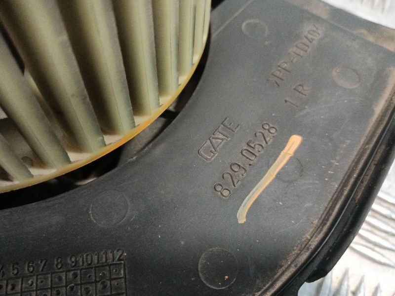 Recambio de ventilador calefaccion para citroën saxo (s0, s1) 1.1 x, sx referencia OEM IAM 8290528  
