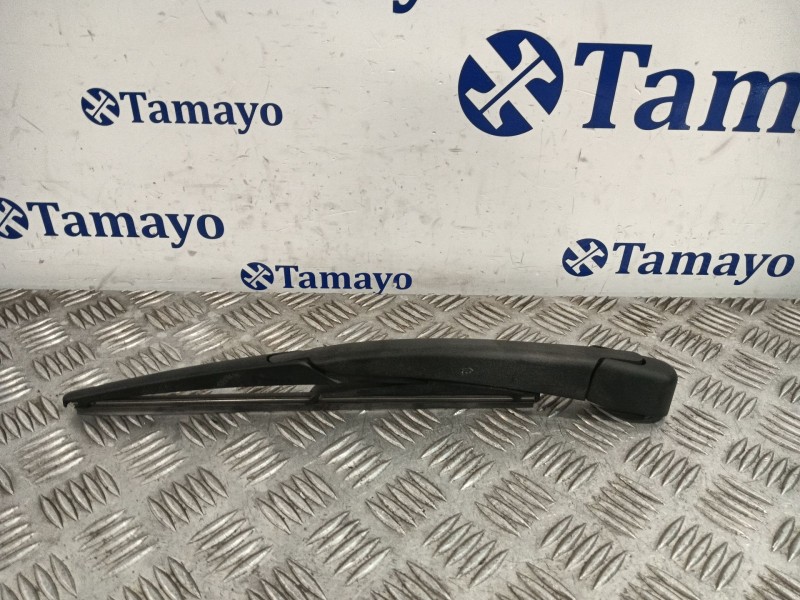 Recambio de brazo limpia trasero para ford kuga i 2.0 tdci referencia OEM IAM 33493  