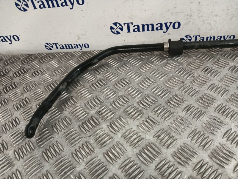 Recambio de barra estabilizadora delantera para suzuki swift iii (mz, ez) 1.3 (rs 413) referencia OEM IAM   