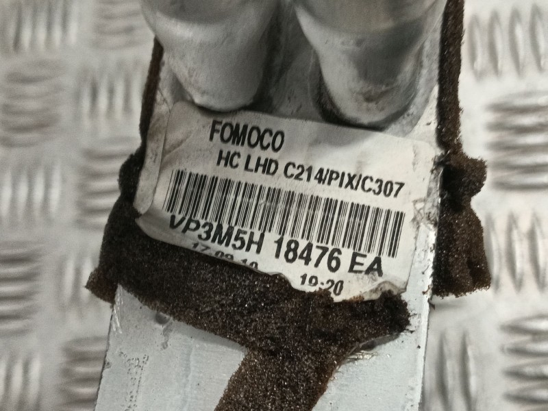 Recambio de radiador calefaccion / aire acondicionado para ford kuga i 2.0 tdci referencia OEM IAM VP3M5H18476EA  