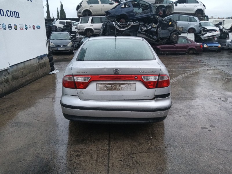 seat toledo ii (1m2) del año 2000