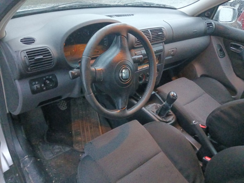 seat toledo ii (1m2) del año 2000