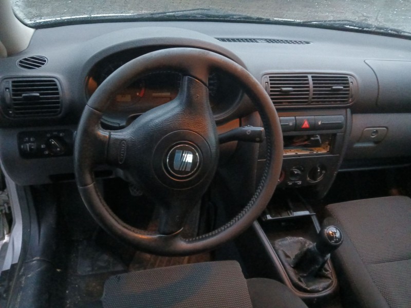 seat toledo ii (1m2) del año 2000