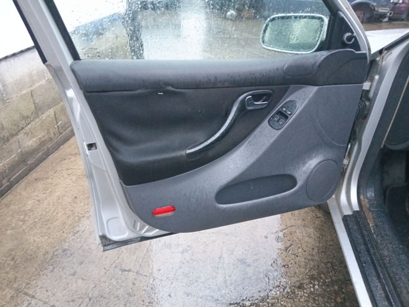 seat leon (1m1) del año 2003