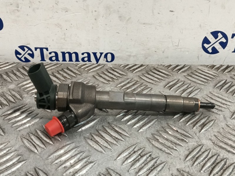 Recambio de inyector para ford kuga i 2.0 tdci referencia OEM IAM 781070202  
