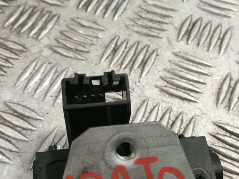 Recambio de cerradura maletero / porton para ford kuga i 2.0 tdci referencia OEM IAM 8M51R442A66CB  