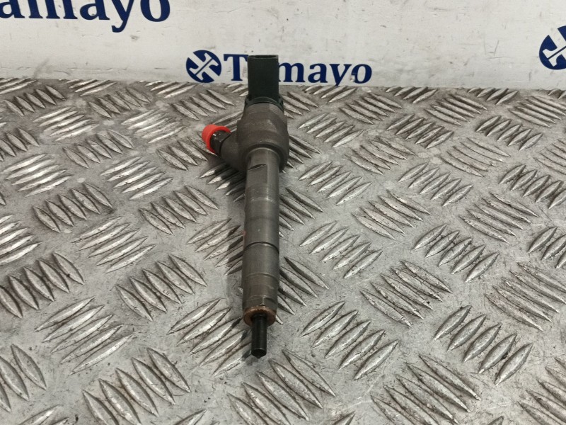 Recambio de inyector para ford kuga i 2.0 tdci referencia OEM IAM 781070202  