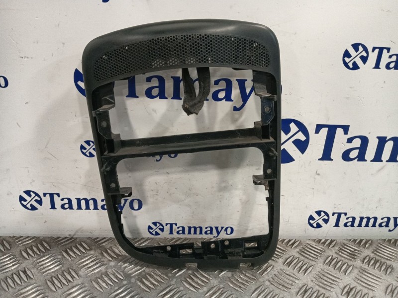 Recambio de moldura para renault clio iv (bh_) 1.5 dci 75 referencia OEM IAM 681046679R 681048775R 