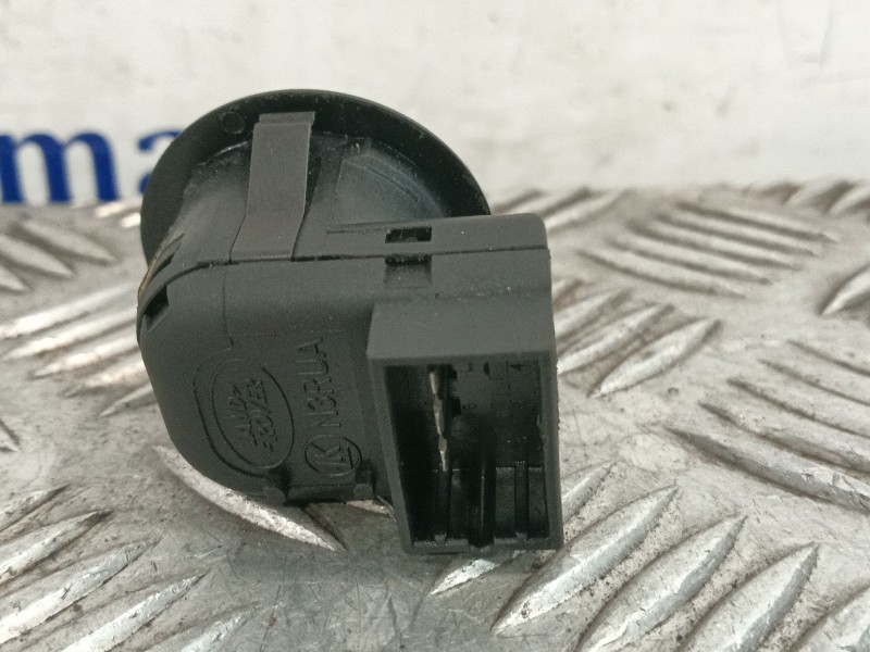 Recambio de mando para jaguar xe (x760) 2.0 d referencia OEM IAM FW936465BB  