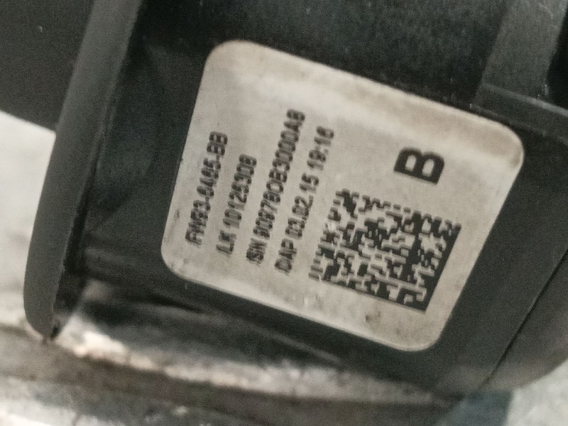 Recambio de mando para jaguar xe (x760) 2.0 d referencia OEM IAM FW936465BB  
