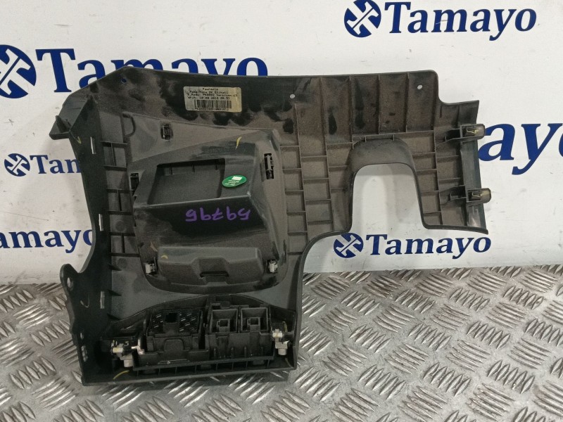 Recambio de moldura para renault clio iv (bh_) 1.5 dci 75 referencia OEM IAM 689215806R  