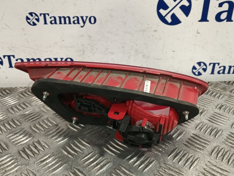 Recambio de piloto trasero derecho porton para seat leon (1p1) 1.2 tsi referencia OEM IAM 89320301 1P0945094F 