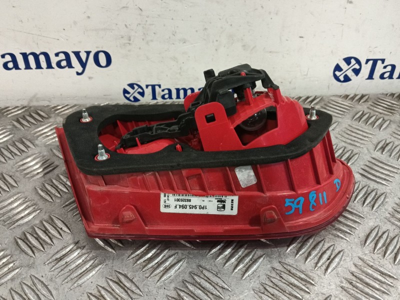 Recambio de piloto trasero derecho porton para seat leon (1p1) 1.2 tsi referencia OEM IAM 89320301 1P0945094F 