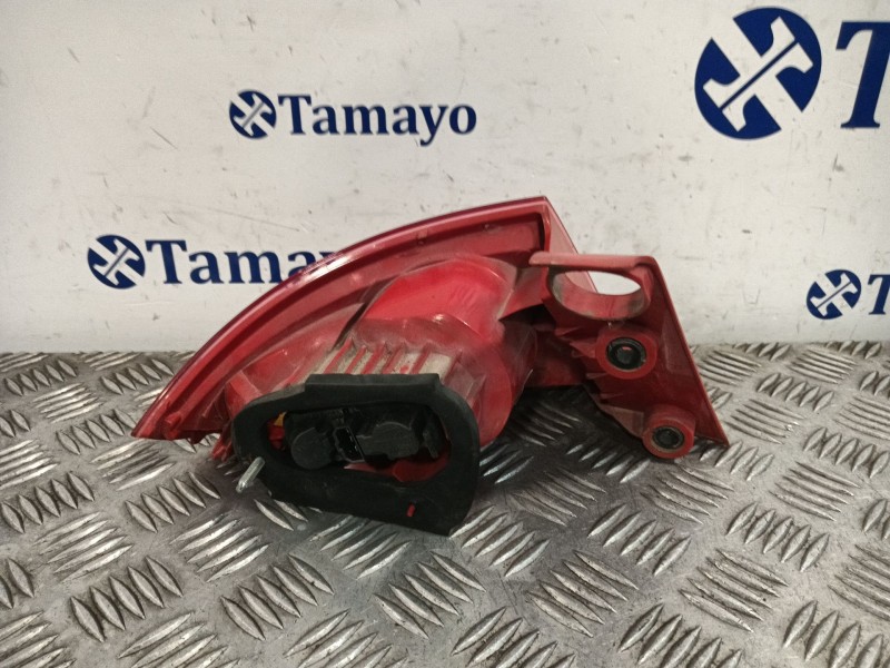 Recambio de piloto trasero izquierdo para seat leon (1p1) 1.2 tsi referencia OEM IAM 1P0945096F 89320261 