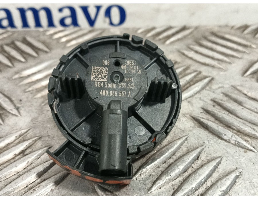 Recambio de sensor para volkswagen polo vi (aw1, bz1, ae1) 1.0 tsi referencia OEM IAM 4M0955557A  