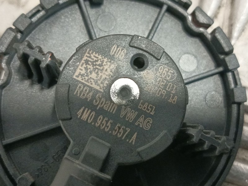Recambio de sensor para volkswagen polo vi (aw1, bz1, ae1) 1.0 tsi referencia OEM IAM 4M0955557A  