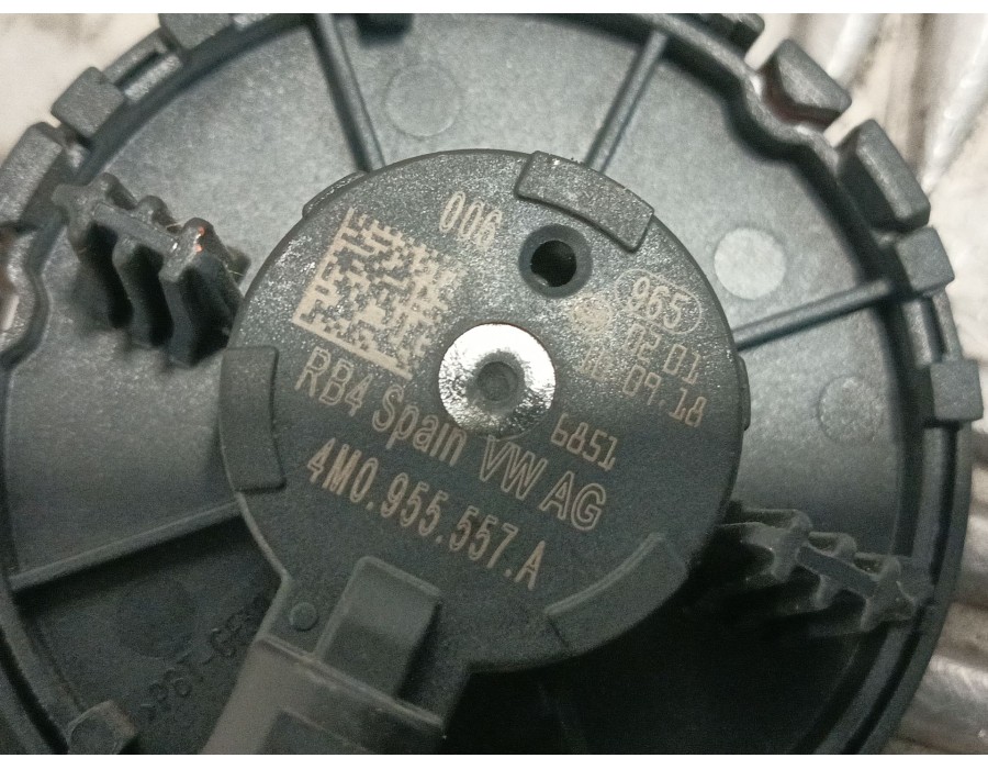 Recambio de sensor para volkswagen polo vi (aw1, bz1, ae1) 1.0 tsi referencia OEM IAM 4M0955557A  