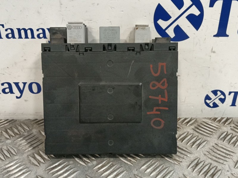 Recambio de caja reles / fusibles para volkswagen golf v (1k1) 2.0 tdi referencia OEM IAM 1K0937049T  