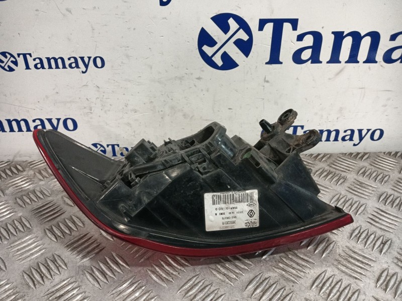 Recambio de piloto trasero derecho para renault clio iv (bh_) 1.5 dci 75 referencia OEM IAM 265502631R  