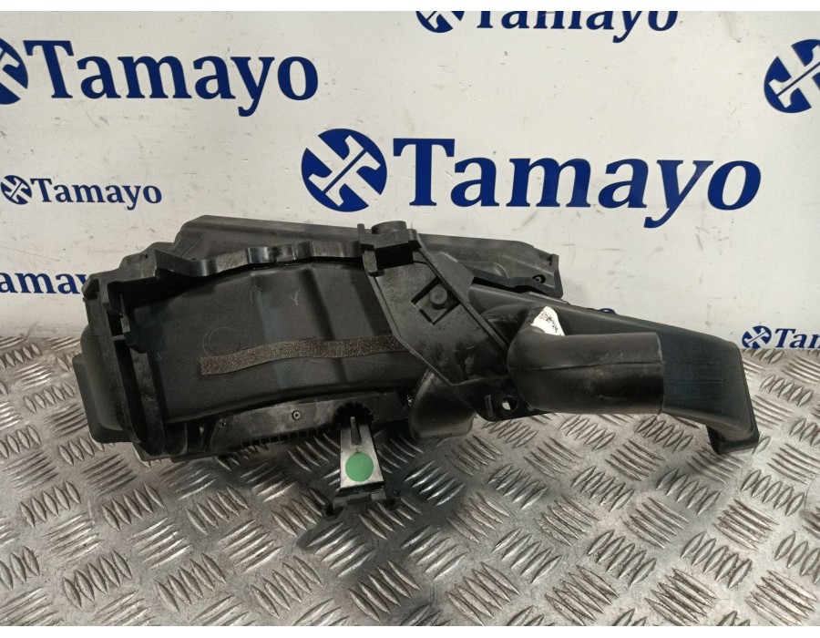 Recambio de pantalla multifuncion para jaguar xe (x760) 2.0 d referencia OEM IAM GX7319G468BC 150202A J6R3A0016