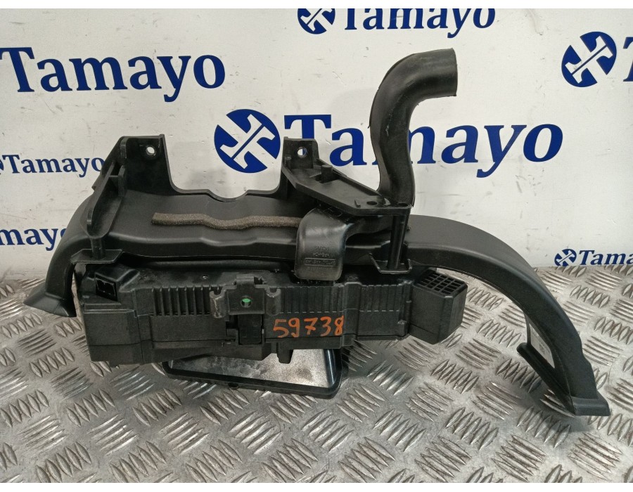 Recambio de pantalla multifuncion para jaguar xe (x760) 2.0 d referencia OEM IAM GX7319G468BC 150202A J6R3A0016