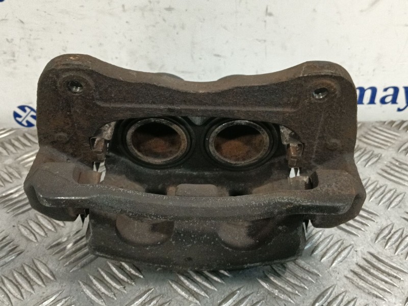 Recambio de pinza freno delantera izquierda para ssangyong rodius referencia OEM IAM   