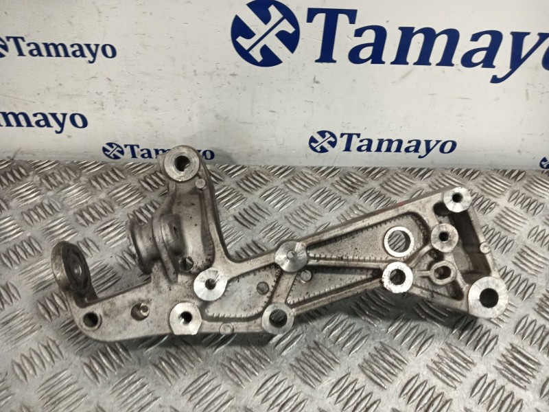 Recambio de soporte brazo suspension delantero izquierdo para seat toledo (5p2) referencia OEM IAM 1K0199295E  