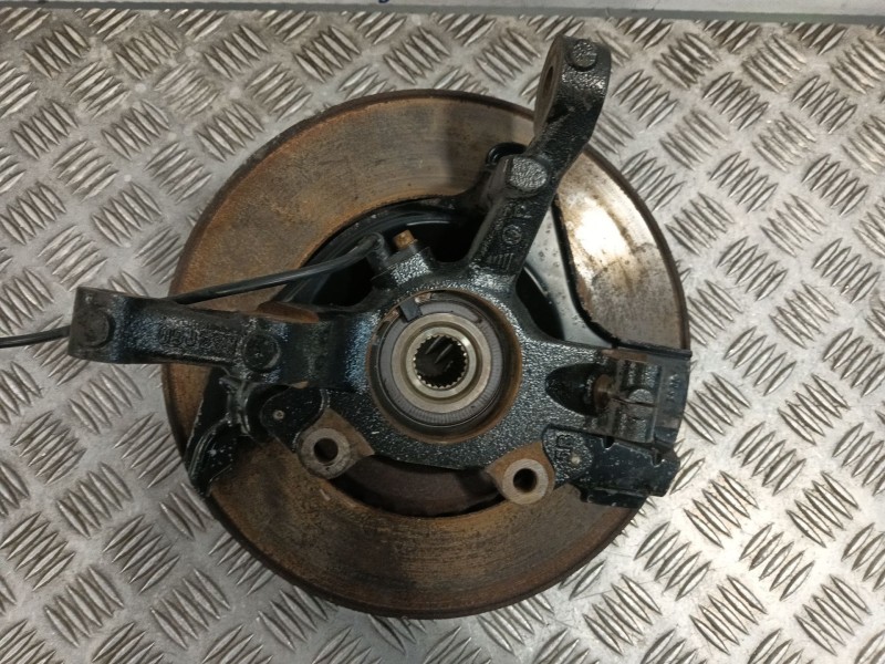 Recambio de mangueta delantera derecha para fiat bravo ii (198_) 1.6 d multijet (198axh1b) referencia OEM IAM 09J26N  