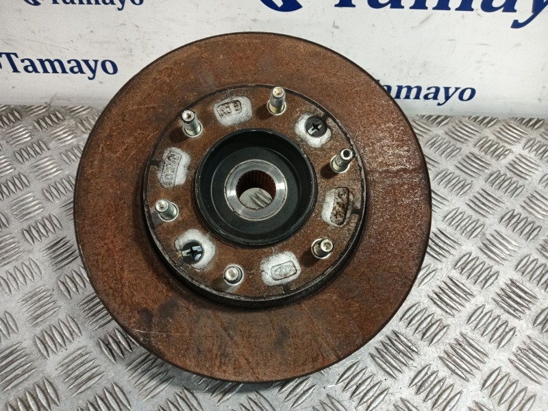 Recambio de mangueta delantera derecha para kia carnival referencia OEM IAM 4D000  