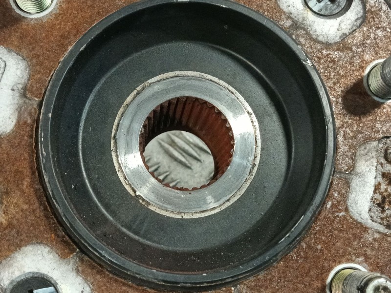 Recambio de mangueta delantera derecha para kia carnival referencia OEM IAM 4D000  