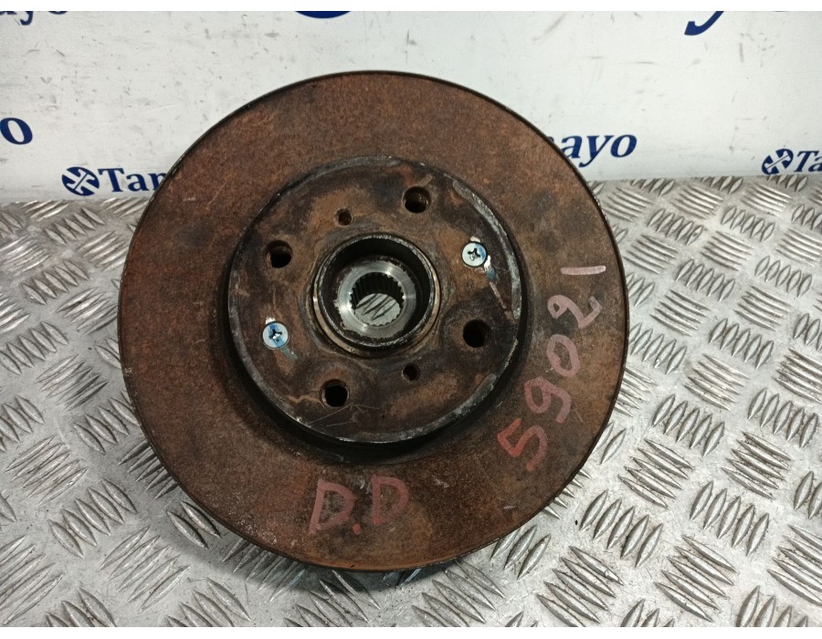 Recambio de mangueta delantera derecha para suzuki swift iii (mz, ez) 1.3 (rs 413) referencia OEM IAM 07805N  
