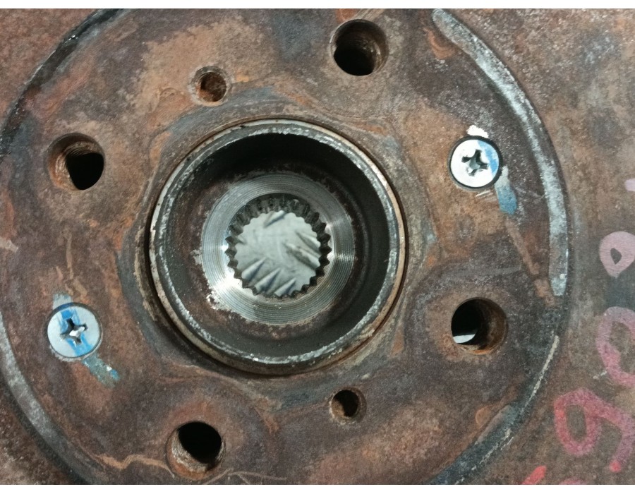 Recambio de mangueta delantera derecha para suzuki swift iii (mz, ez) 1.3 (rs 413) referencia OEM IAM 07805N  
