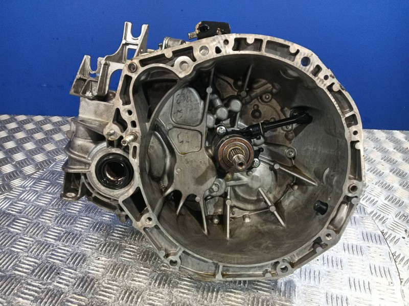 Recambio de caja cambios para renault grand scénic ii (jm0/1_) 1.9 dci (jm14) referencia OEM IAM ND0002  