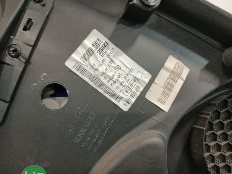 Recambio de guarnecido puerta trasera derecha para renault clio iv (bh_) 1.5 dci 75 referencia OEM IAM 1135312X  